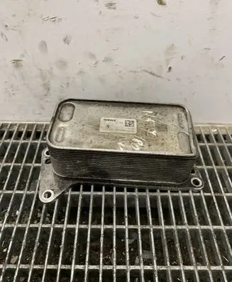 BMW 5 F10 F11 Engine oil radiator 8510856 11428510856