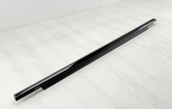 BMW i4 Rear door glass trim molding 7482967