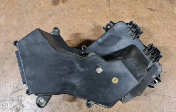 Audi A6 S6 C6 4F Fuse box set 4F1937575A 4F1937578B