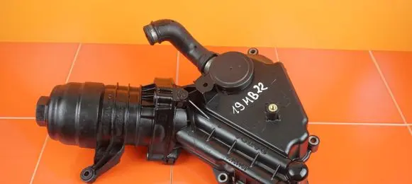 Volvo XC60 Oil filter mounting bracket 30757730 19MB22