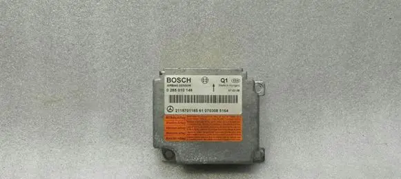 Mercedes-Benz CLS C219 Airbag control unit/module A2118701185