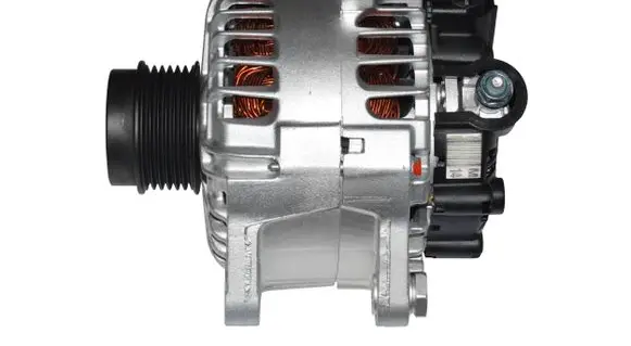 Hyundai i30 Generator/alternator 373002B750