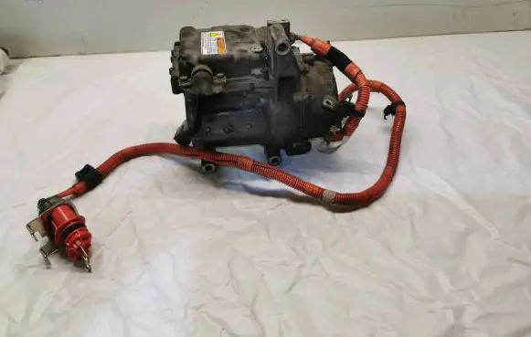 Lexus UX Air conditioning (A/C) compressor (pump) 7813A378 EV24AN5 C202B104396