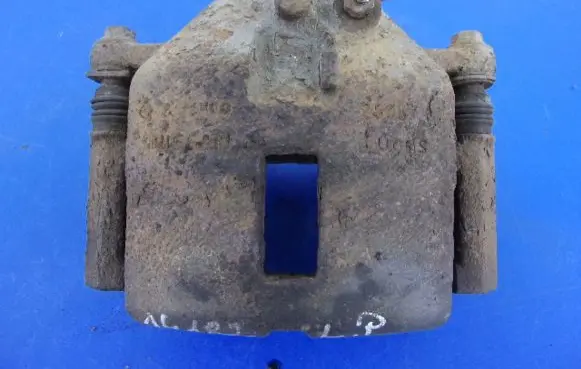 Nissan Almera Tino Front brake caliper