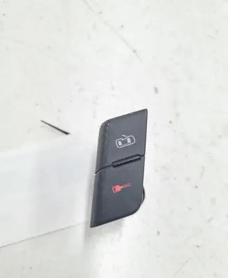 Audi A4 S4 B7 8E 8H Central locking switch button 8E1962107