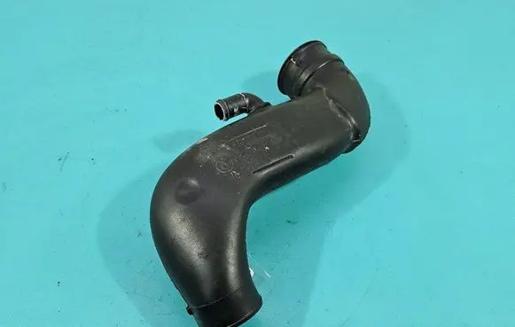Intercooler hose/pipe
