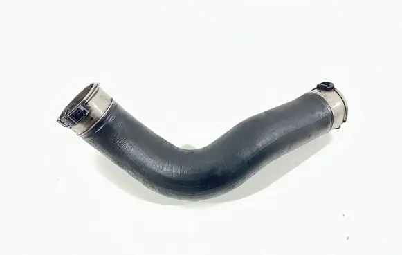 BMW 5 F10 F11 Intercooler hose/pipe 574140