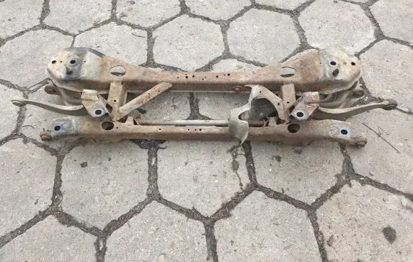 Ford Grand C-MAX Rear axle beam 