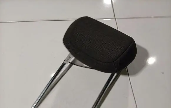 Opel Corsa D Front seat headrest 