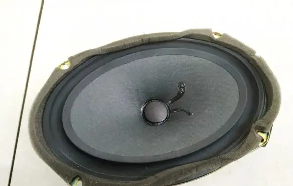 KIA Carnival Front door speaker 0k53h66960