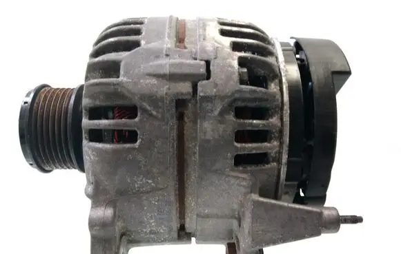 Volkswagen PASSAT B6 Generator/alternator 06F903023F