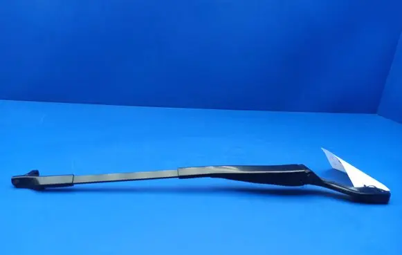 Mercedes-Benz E W211 Front wiper blade arm A2118200344 50561