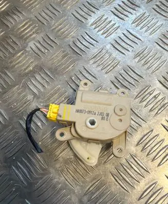 KIA EV6 Air flap motor/actuator H400730912