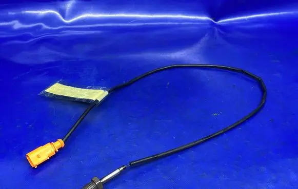 Audi A3 S3 8P Exhaust gas temperature sensor 03L906088BJ