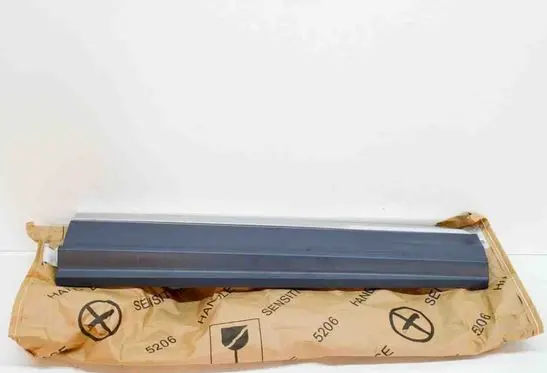 Audi Q7 4M Front door trim (molding) 4M0853960MGRU 4M0853960M