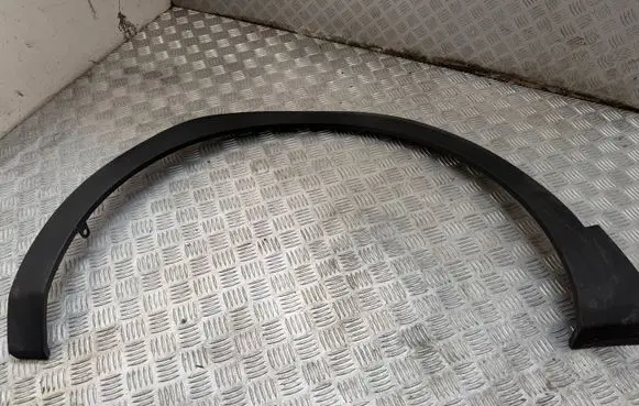 Peugeot 3008 II Front arch trim 9825288977