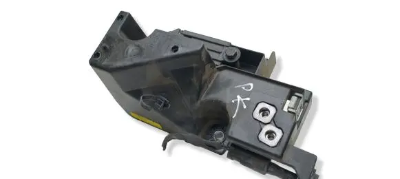 Jeep Cherokee Radiator mount bracket 
