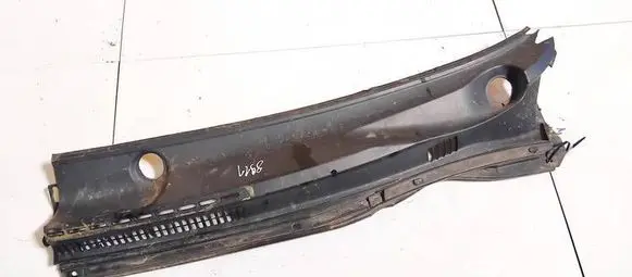Toyota Corolla E120 E130 Wiper trim 5570902070 3060p020