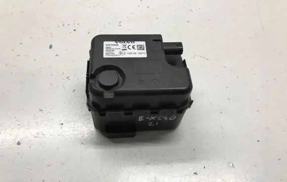 Volvo XC40 Ultrasonic Sensor 32210408