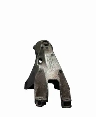 Volkswagen Multivan T5 Engine mounting bracket 7h0199370m