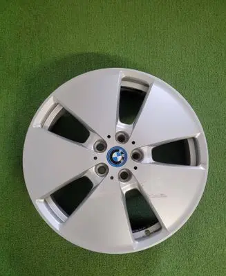 BMW i3 R19 alloy rim 6852053
