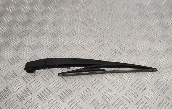 Nissan Qashqai Rear wiper blade arm W000007598
