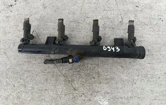 Citroen Xsara Picasso Fuel main line pipe 9628084680