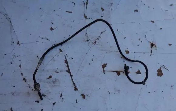 Mercedes-Benz CLA C117 X117 W117 Exhaust gas temperature sensor A0009057004