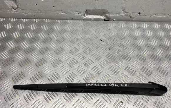 Subaru Impreza III Rear wiper blade arm