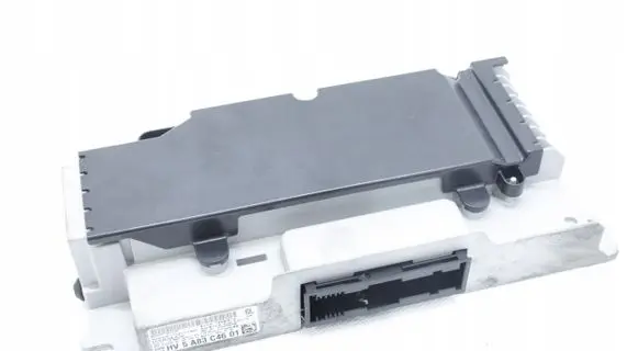 BMW M5 G90 Sound amplifier 5A83C46
