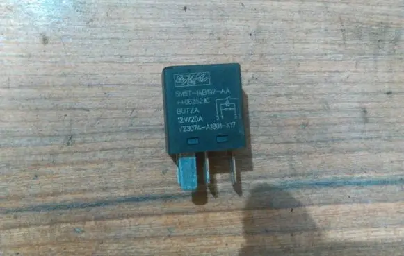 Volvo V40 Other relay 5m5t14b192aa