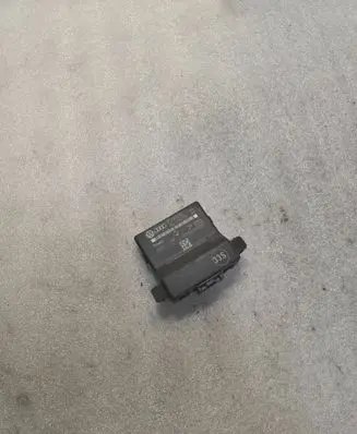 Volkswagen PASSAT B6 Gateway control module 3C0907530L