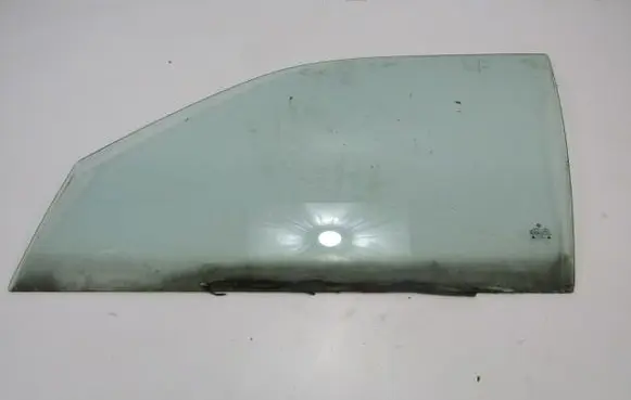 Volkswagen PASSAT B3 Front door window glass four-door 