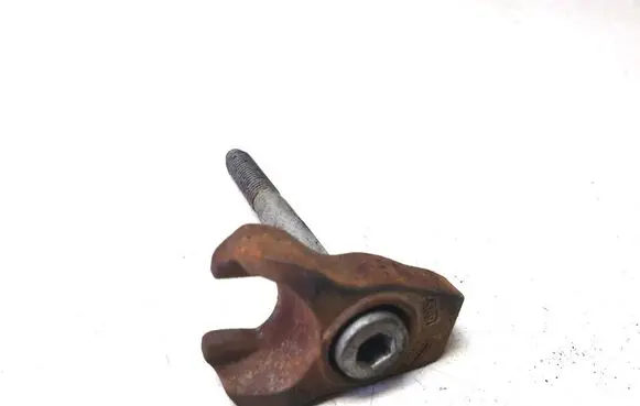 Peugeot 407 Fuel Injector clamp holder 569222