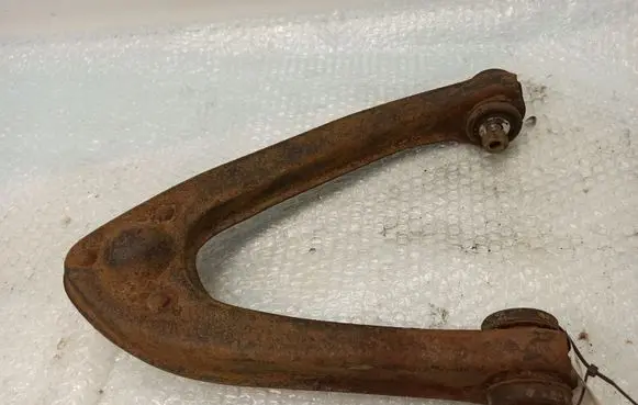 Mercedes-Benz COMPAKT W115 Front lower control arm/wishbone