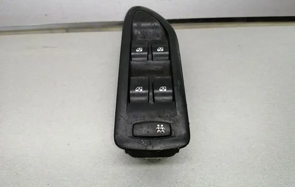 Renault Laguna II Electric window control switch 26515
