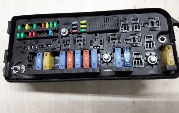 Cadillac BLS Fuse module 460023260