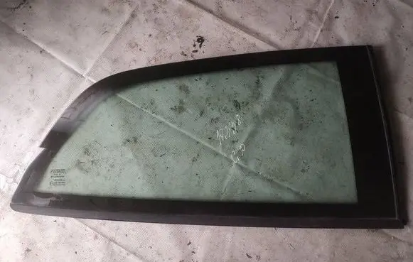 Fiat Stilo Rear side window as2