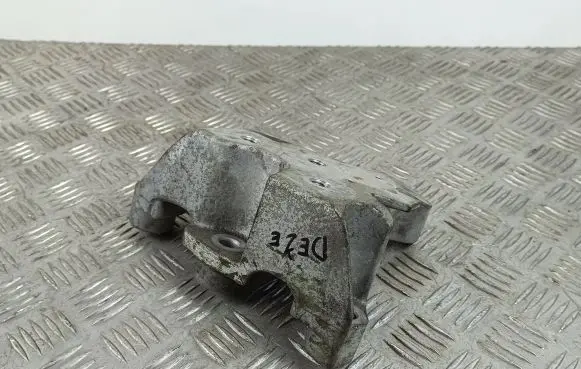 Jeep Cherokee Gearbox mounting bracket 68363264AB