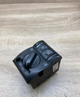 Opel Omega B1 Light switch 90566851 90460591