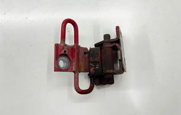 Audi TT TTS Mk2 Front door lower hinge
