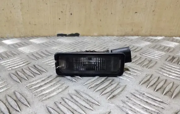 Porsche Cayenne (92A) Number plate light 1K8943021