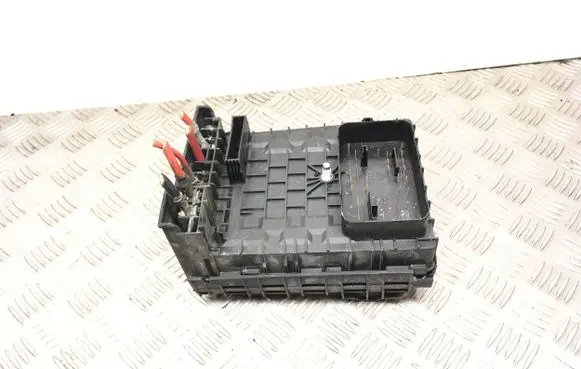 Volkswagen Golf V Fuse box set 1K0937125 017183071