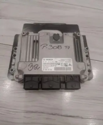 Peugeot 308 Engine control unit/module ECU 0281013872
