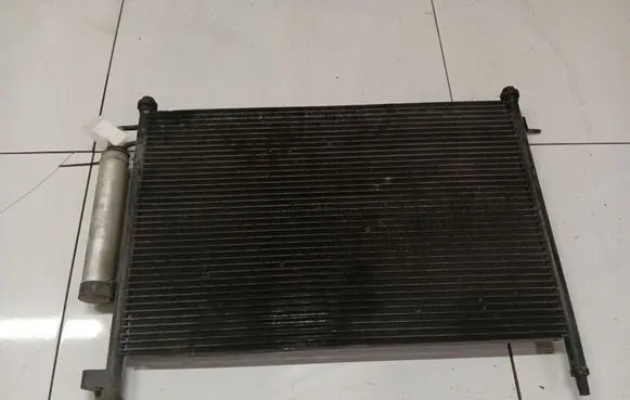 A/C cooling radiator (condenser)
