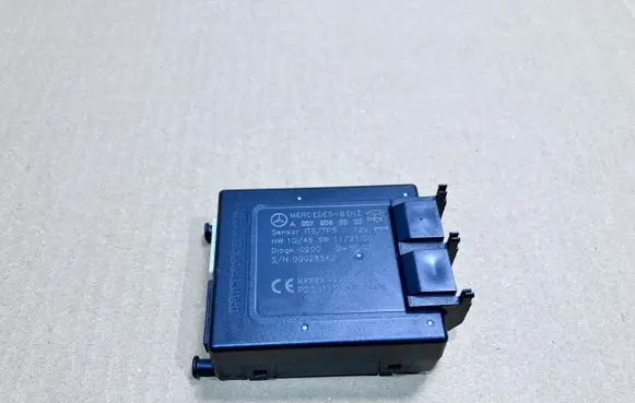 Mercedes-Benz E C207 W207 Alarm control unit/module A2129008729