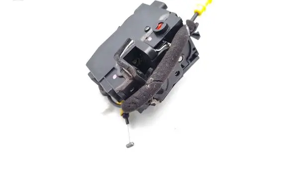 Peugeot 308 Rear door lock 9826126480