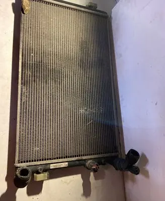 Audi TT Mk1 Coolant radiator J10121253AD