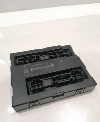 Audi A4 S4 B8 8K Comfort/convenience module 8K0907064CL