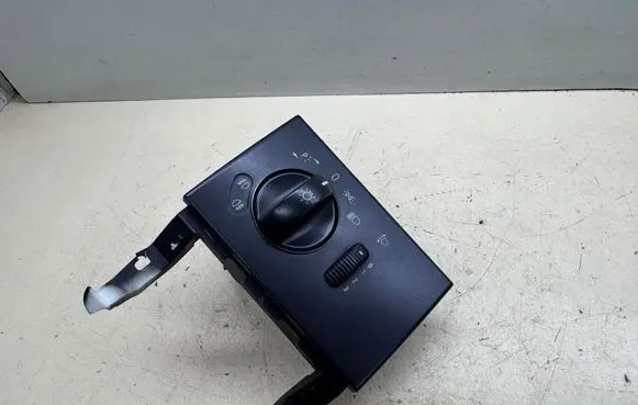 Light switch